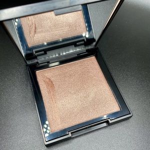 Morphe Highlighter: Boom